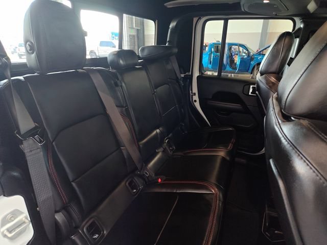 Used 2025 Jeep Gladiator Rubicon AWD/4WD image 22