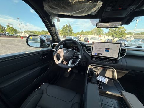 New 2026 Toyota Tundra Platinum AWD/4WD image 14