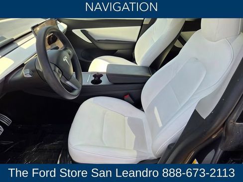 Used 2022 Tesla Model Y Performance AWD/4WD image 12