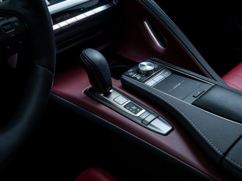 Used 2018 Lexus LC 500 Coupe w/ Touring Package RWD image 13