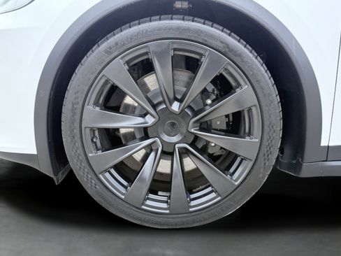 Used 2023 Tesla Model X Plaid AWD/4WD image 11