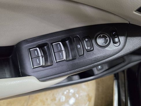 Used 2018 Honda Accord EX-L image 26