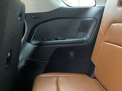 Used 2024 Nissan Pathfinder Platinum w/ Cargo Package AWD/4WD image 39