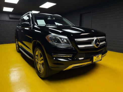 Used 2014 Mercedes-Benz GL 450 GL 450 4MATIC Sport Utility 4D image 3