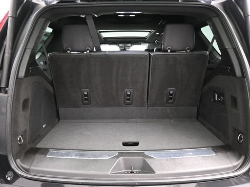 Used 2023 Cadillac Escalade Sport AWD/4WD image 33