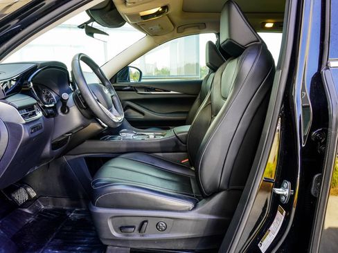 Certified 2023 INFINITI QX60 Pure AWD/4WD image 32