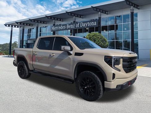 Used 2022 GMC Sierra 1500 Elevation AWD/4WD image 2