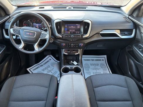 Used 2024 GMC Terrain SLE w/ Driver Convenience Package image 14