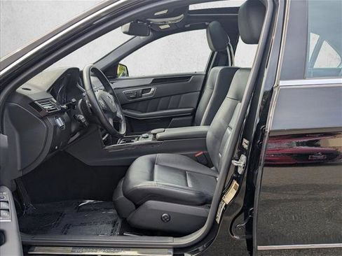 Used 2010 Mercedes-Benz E 350 Sedan image 16