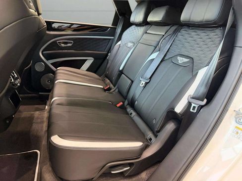 New 2026 Bentley Bentayga Speed AWD/4WD image 24