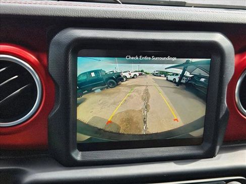 Used 2020 Jeep Wrangler Unlimited Rubicon AWD/4WD image 11