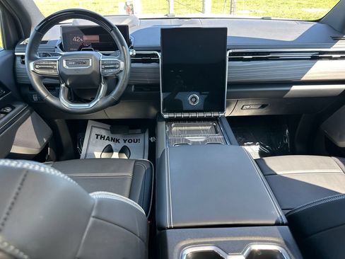 Used 2025 GMC Sierra EV Denali AWD/4WD image 29
