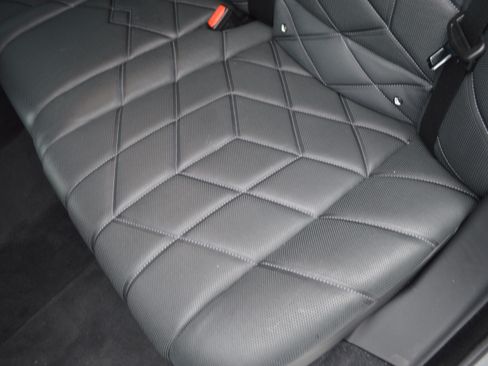 Certified 2023 BMW i7 xDrive60 AWD/4WD image 30