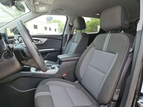 Used 2025 Chevrolet Blazer LT FWD image 16
