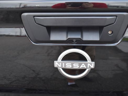 Used 2025 Nissan Frontier SV RWD image 7