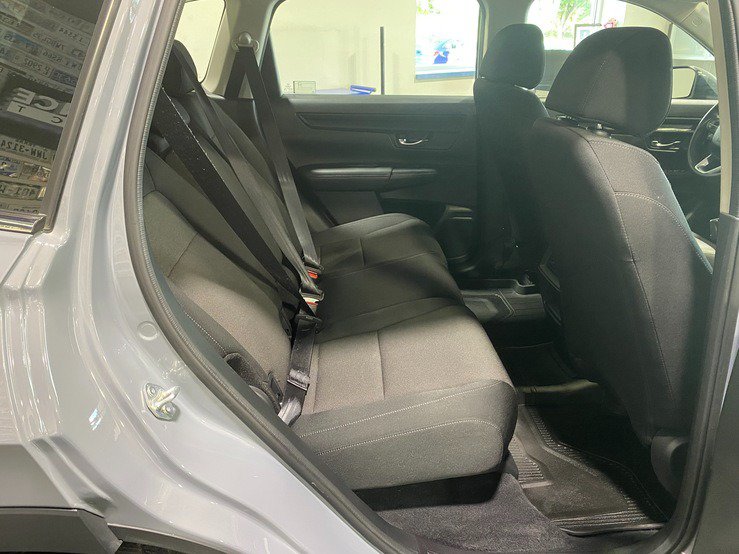 Used 2024 Honda CR-V LX image 15