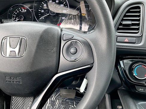 Certified 2019 Honda HR-V LX image 11