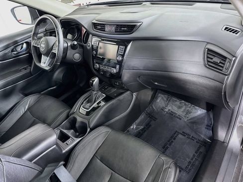 Used 2018 Nissan Rogue SL w/ Premium Package AWD/4WD image 32