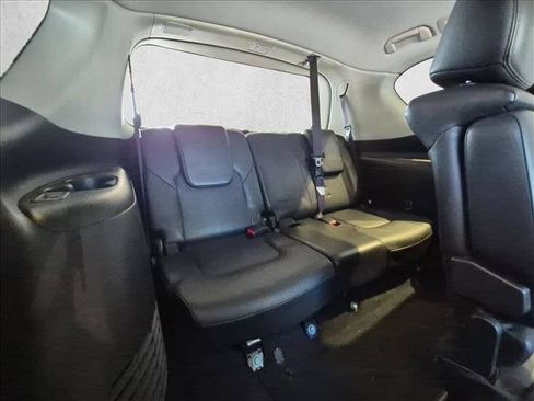 Used 2019 Nissan Armada SL w/ Premium Package RWD image 26