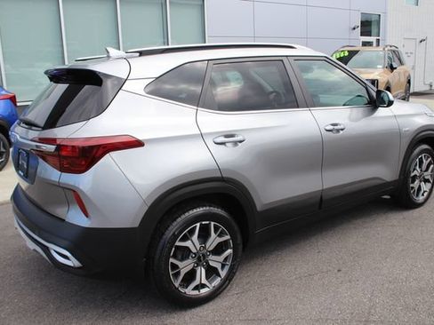 Used 2022 Kia Seltos EX AWD/4WD image 30