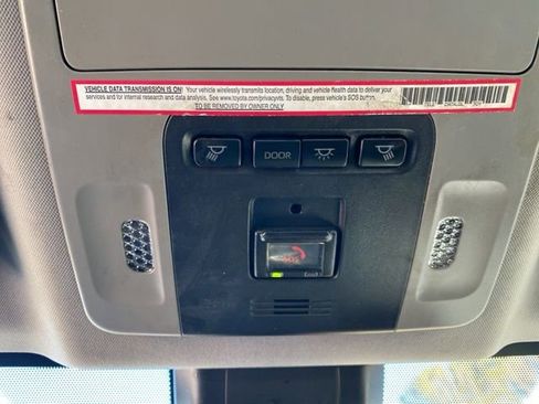 Used 2023 Toyota Camry XSE image 27