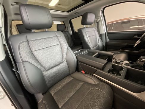 Used 2022 Toyota Tundra Limited image 20