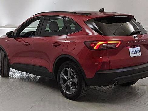 Certified 2025 Ford Escape ST-Line image 4