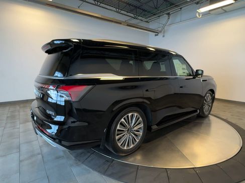 New 2026 INFINITI QX80 Luxe w/ Cargo Package image 8