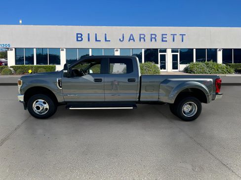 Used 2022 Ford F350 XL w/ STX Appearance Package image 4