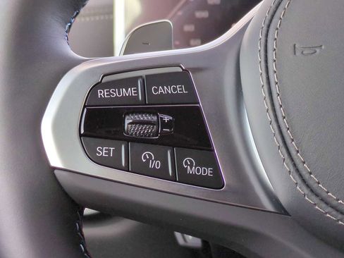 New 2026 BMW X5 M60i image 25