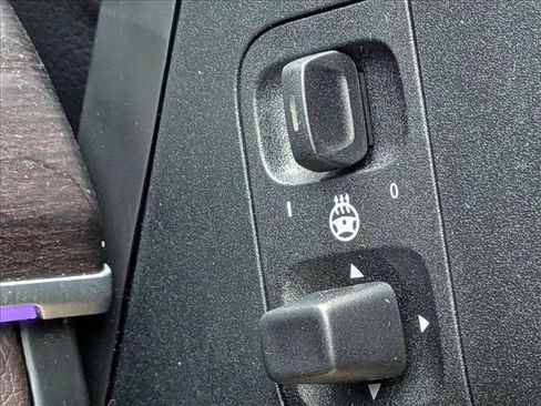 Certified 2022 Mercedes-Benz GLS 450 4MATIC image 11