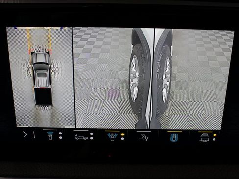 Used 2023 GMC Sierra 1500 Denali w/ Technology Package image 19