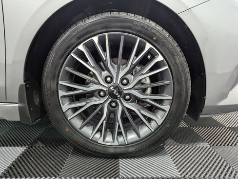 Used 2024 Kia Forte GT-Line FWD image 6