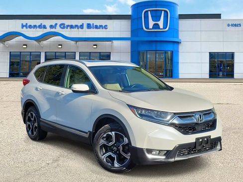 Used 2018 Honda CR-V Touring image 1
