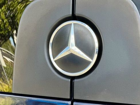 Used 2016 Mercedes-Benz Sprinter 2500 image 26