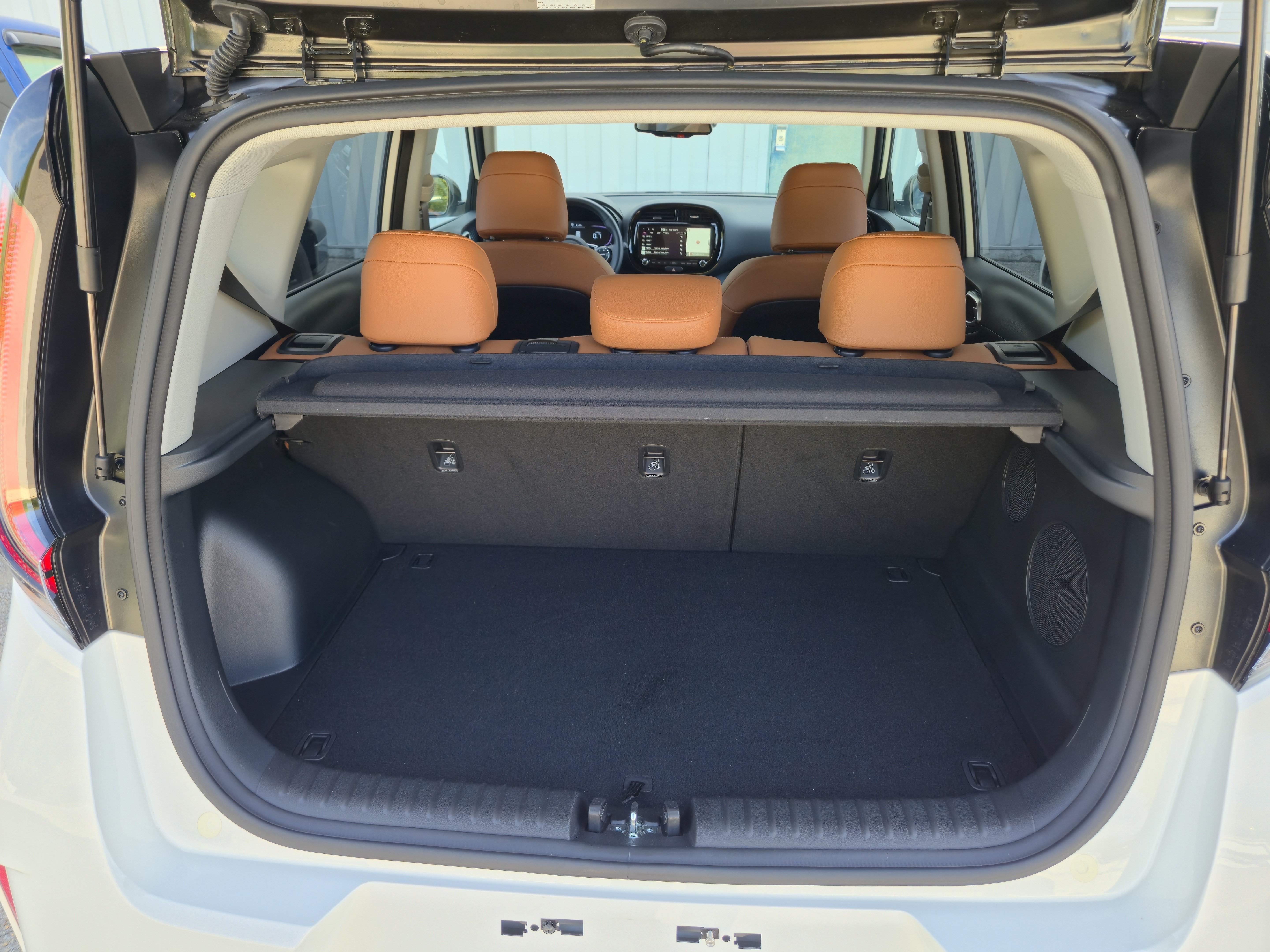 Used 2025 Kia Soul EX FWD image 27