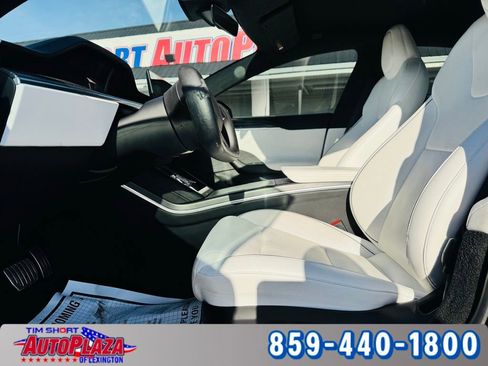 Used 2021 Tesla Model S Plaid image 31