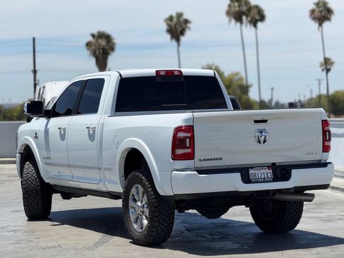 Used 2022 RAM 2500 Limited w/ Body Color Bumper Group AWD/4WD image 2