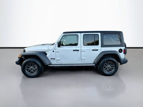 Used 2024 Jeep Wrangler Unlimited Sport AWD/4WD image 9