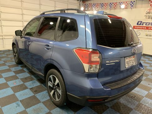 Used 2017 Subaru Forester 2.5i w/ Alloy Wheel Package image 3