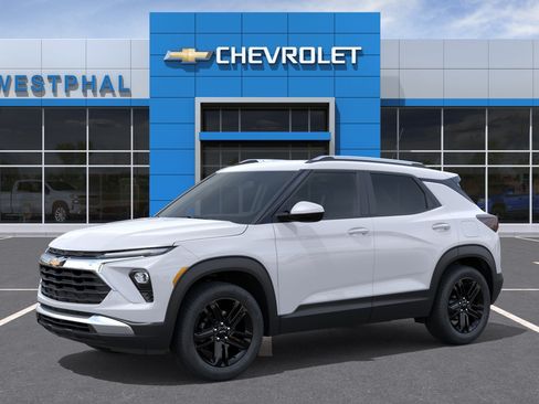 New 2026 Chevrolet TrailBlazer LT w/ Convenience Package AWD/4WD image 2