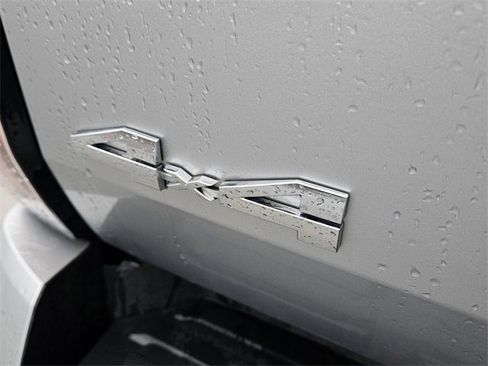 Used 2024 Toyota Tundra Limited image 11