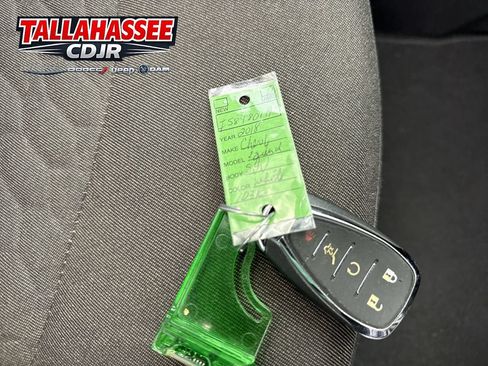 Used 2018 Chevrolet Equinox LT w/ Sun & Infotainment Package FWD image 29