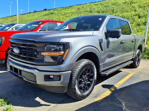 Used 2025 Ford F150 XLT w/ Equipment Group 302A MID AWD/4WD image 3