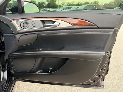 Used 2020 Lincoln MKZ Reserve w/ Monochromatic Package AWD/4WD image 9