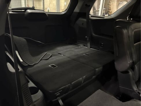 Used 2022 Ford Explorer Limited w/ Limited Technology Package image 33