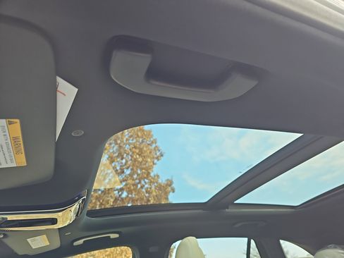 New 2026 Mercedes-Benz GLC 300 image 30