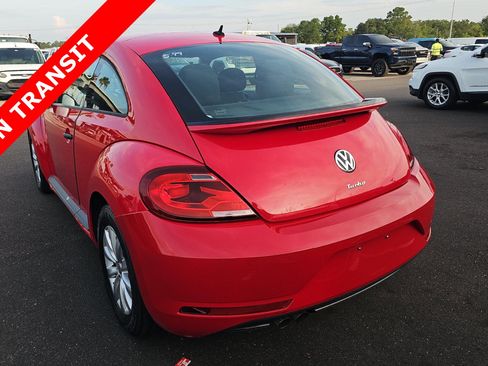 Used 2017 Volkswagen Beetle 1.8T Classic FWD image 4