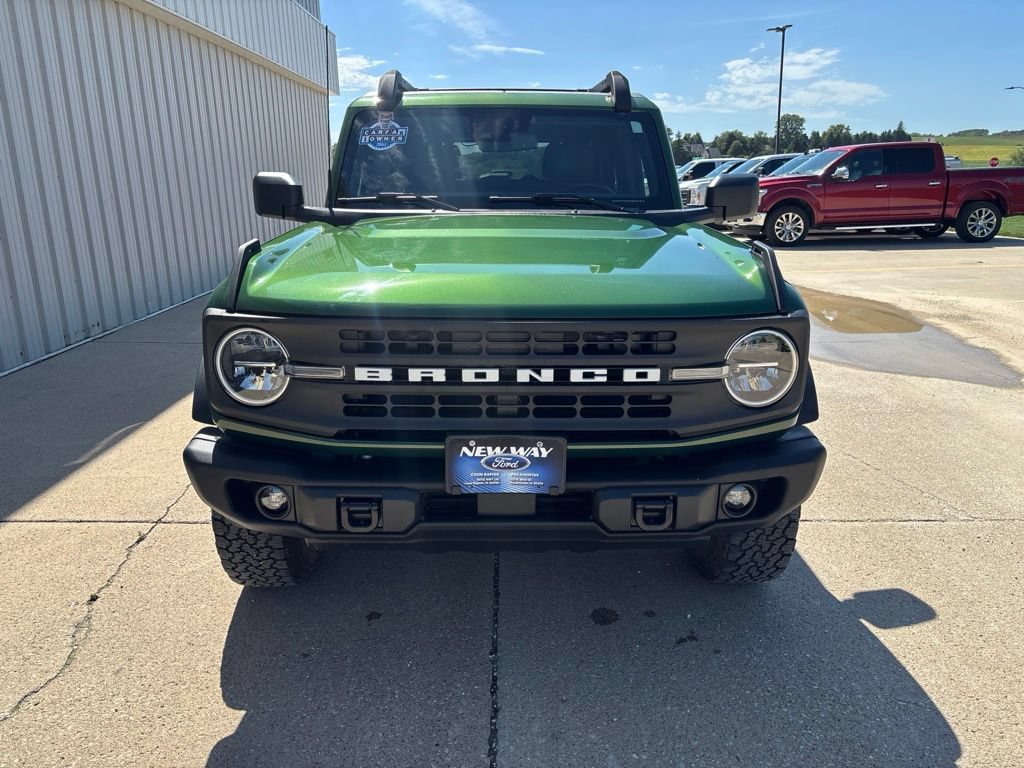 Used 2023 Ford Bronco Black Diamond AWD/4WD image 2