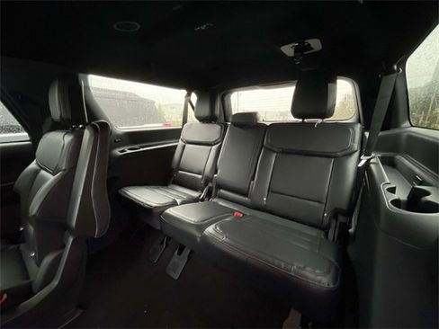 New 2025 Ford Expedition Max Platinum w/ Stealth Appearance Package image 19